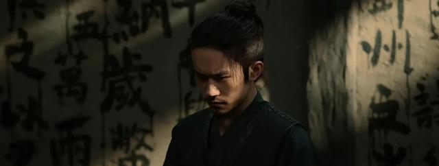 满江红|《流浪地球2》逆袭,《满江红》丢失冠军位,口碑的反噬来了?