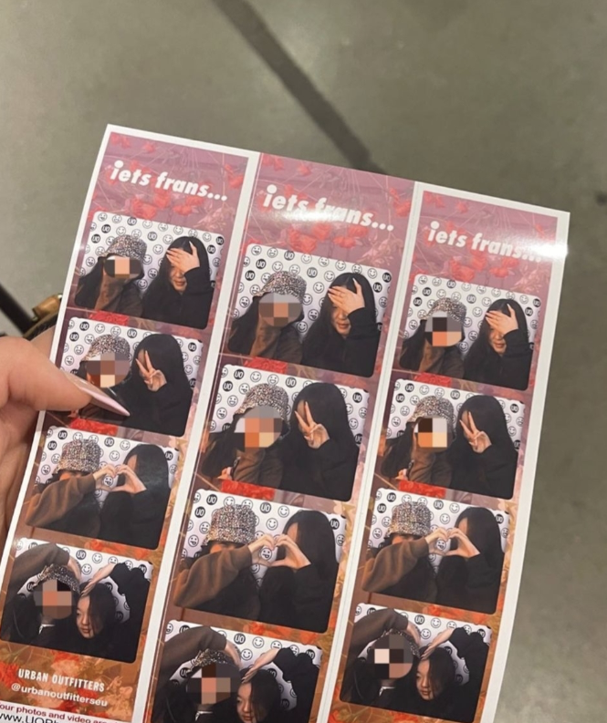 王诗龄|13岁王诗龄晒照露大长腿,和美女同学出游,对自己的颜值不自信?