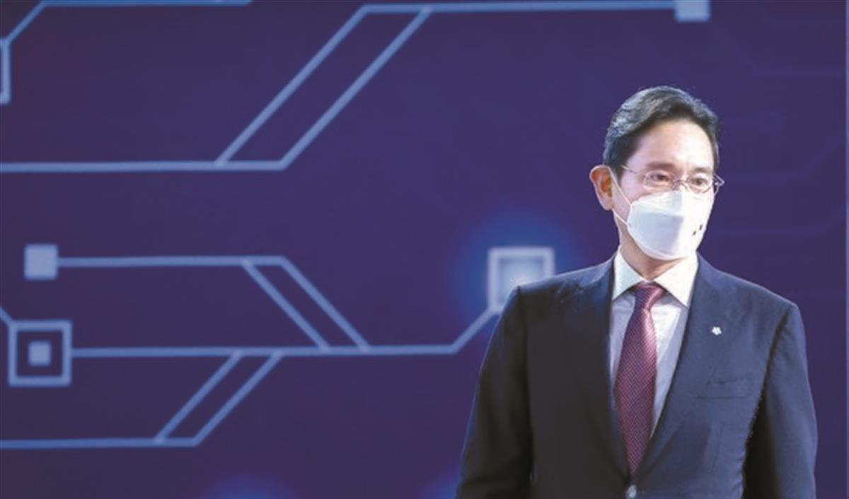 恋爱脑|18岁三星小公主活得清醒：交往精英男友，不走两个恋爱脑姑姑老路