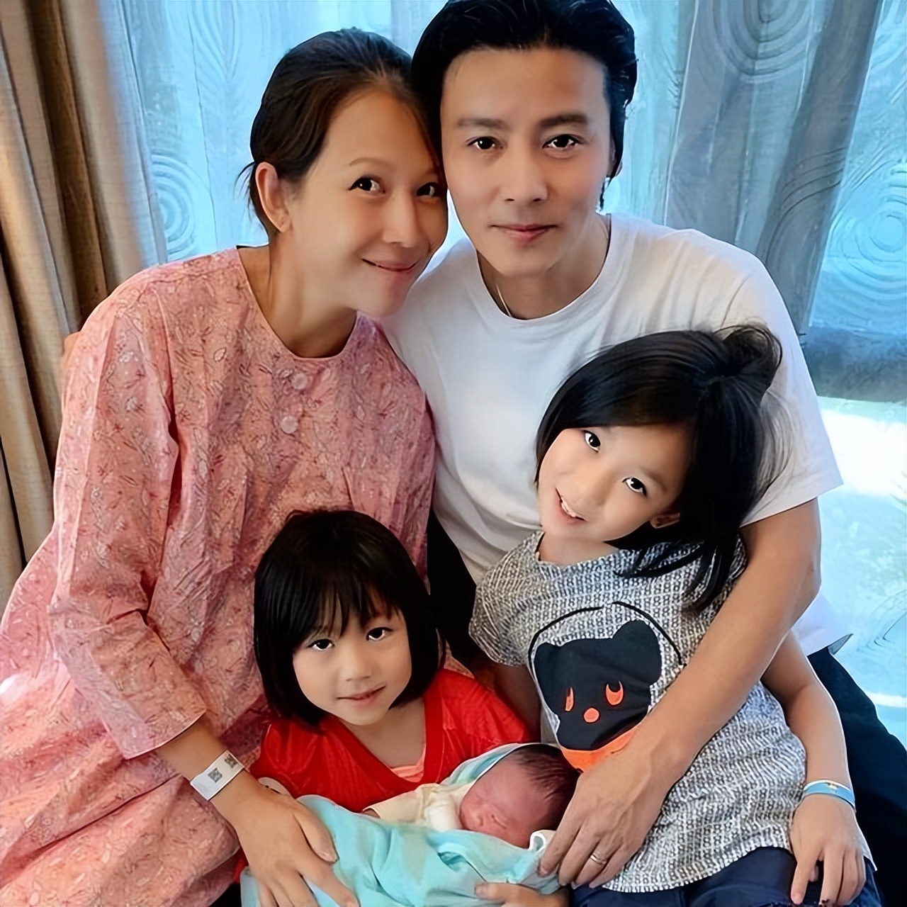 蔡少芬|?蔡少芬的80㎡豪宅走红，颠覆了大家对明星的认知，窝小却很幸福