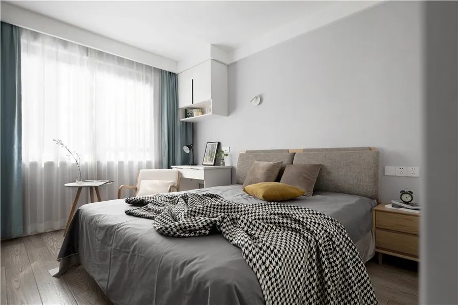 95㎡三室简约,婚房餐厨一体更节省空间