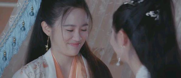 朱颜|《镜双城》乱加情感线!编剧杜撰朱颜、时影后人被情所困