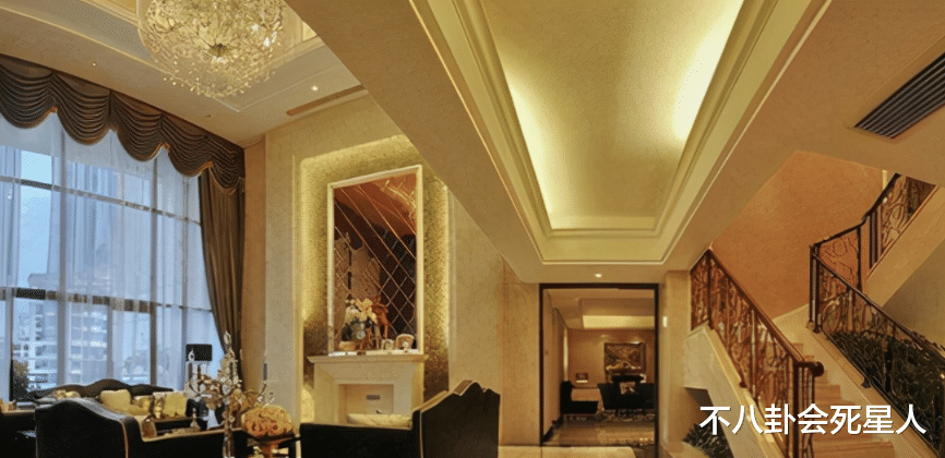 明星|一把菜刀60万，椅子360万，明星的生活奢侈到你无法想象