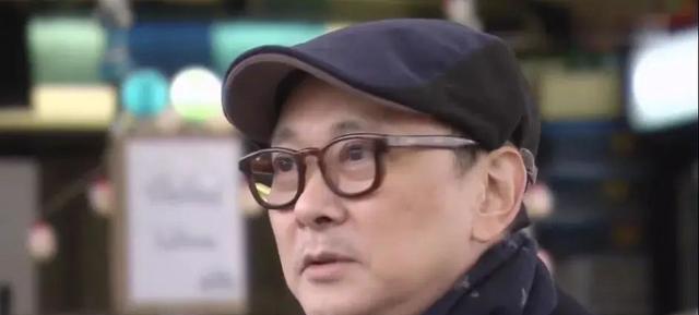 香港|他是“香港投诉王”，40年后孤苦无依，“疯癫”背后尽是辛酸泪