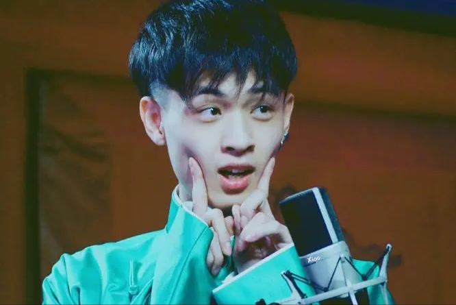 秦霄贤|屡教不改？14天前，秦霄贤被控诉数次侵权，未经允许演唱他人歌曲