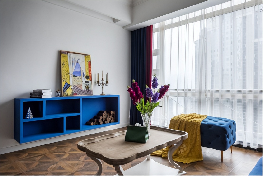 重庆90后创意业主库房改民宿,60㎡空间多彩又缤纷,看完超想住!