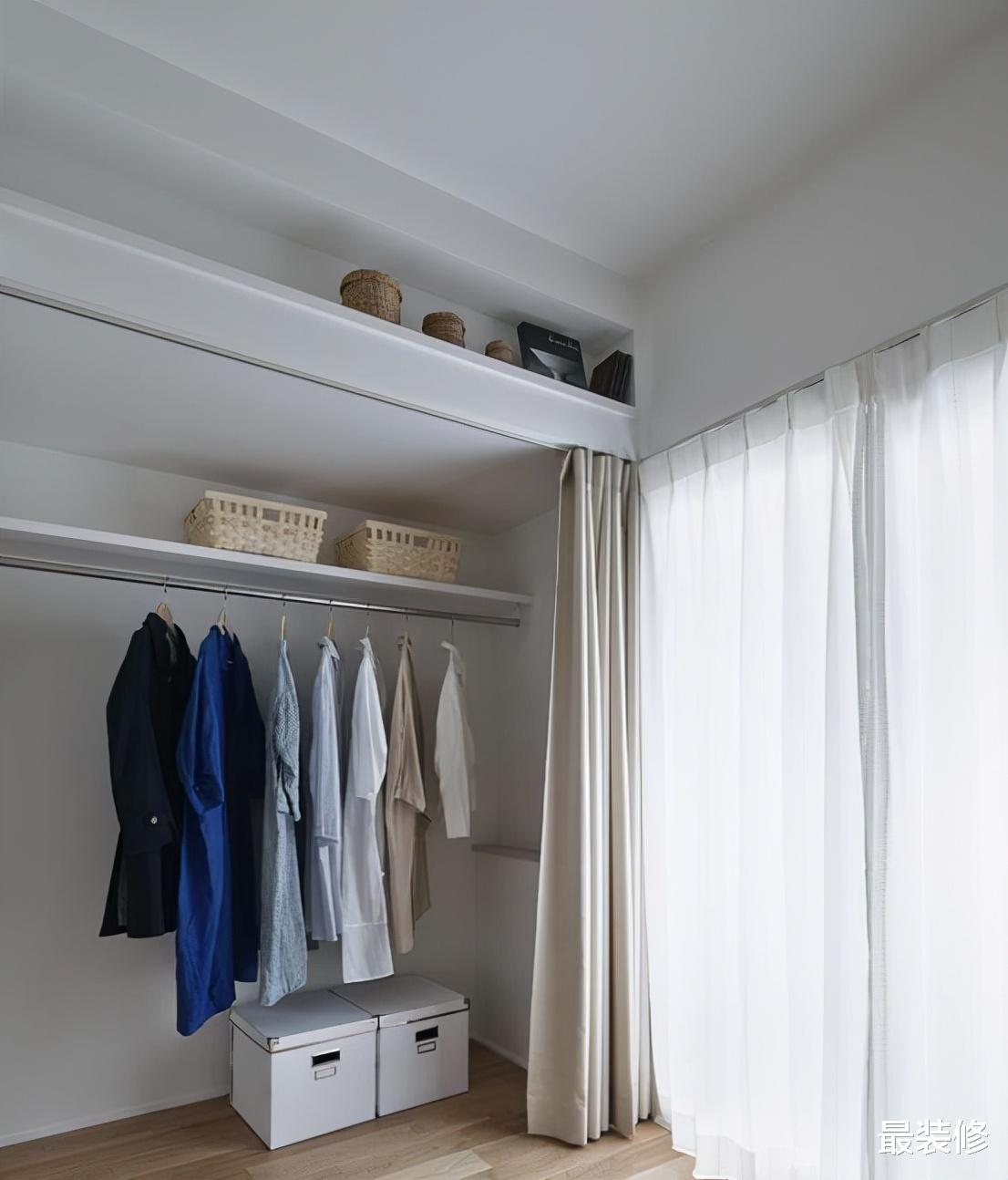 第1次看见日本人的衣柜,里面竟然没有一块隔板,还能那么实用?