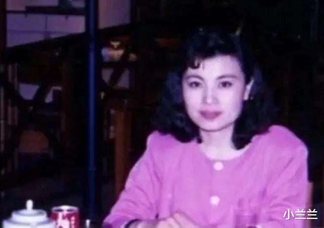 李瑞英|李瑞英:儿子坠楼仍坚持工作,惹观众怒骂太冷血,她却说“不后悔”