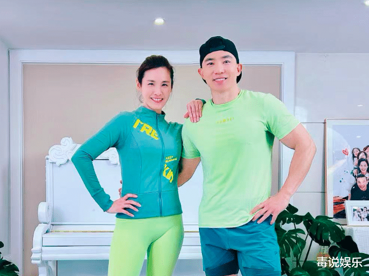 辰亦儒|辰亦儒直播健身，选择的时间很巧妙，但被网友吐槽房间太小