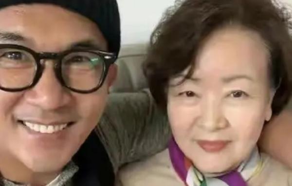 大S|具俊晔要当爸爸了？网曝大S已怀孕2个月，网友：无缝衔接