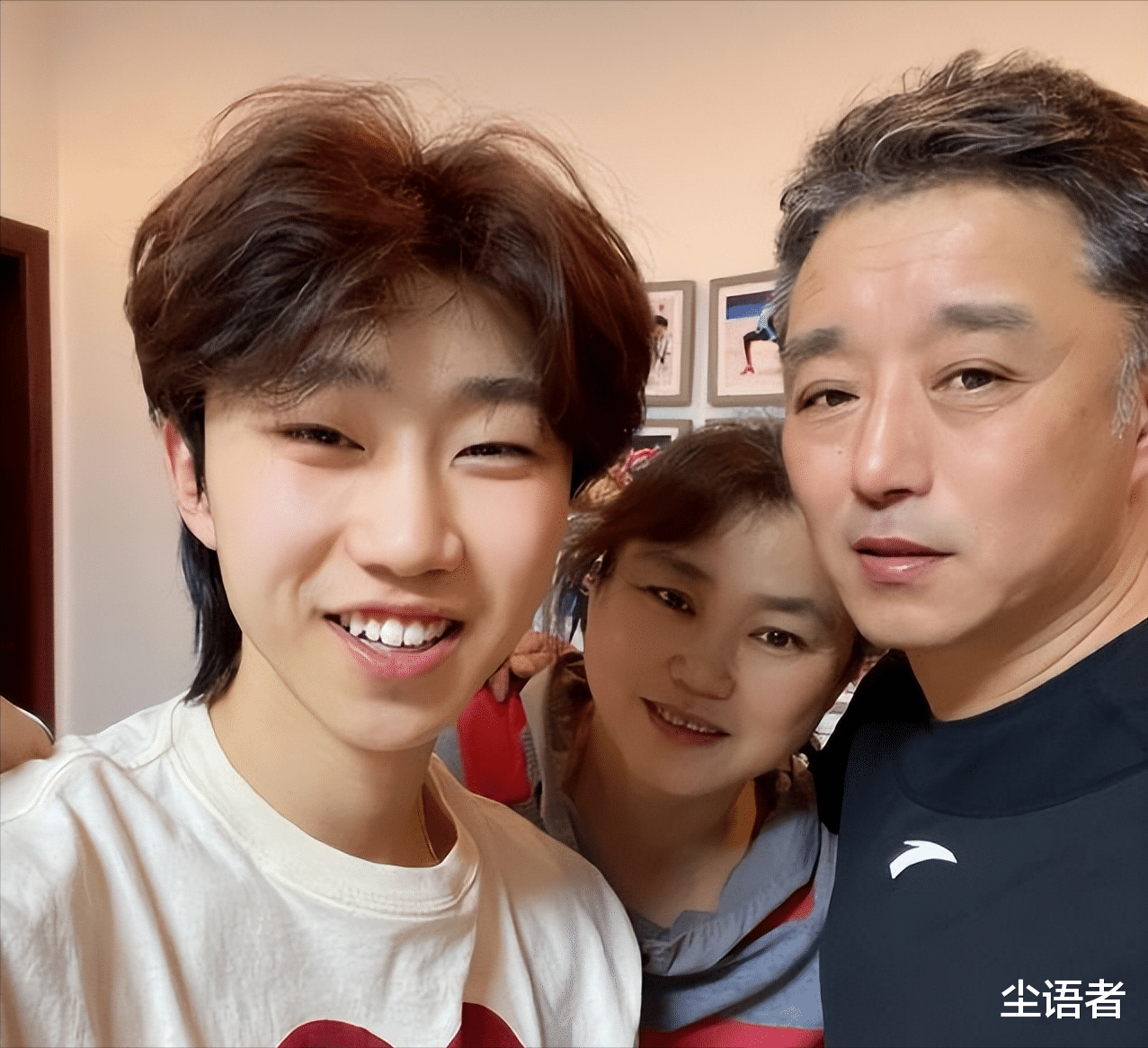 |撩拨女粉丝，出卖队友的中国世界冠军公开道歉：我口无遮拦，说了一些荒唐的话