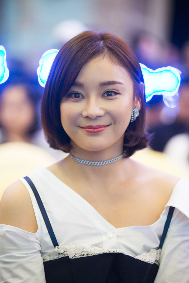 袁姗姗|杨蓉袁姗姗,曾被于正力捧,经历网爆整容非议,她们该何去何从?