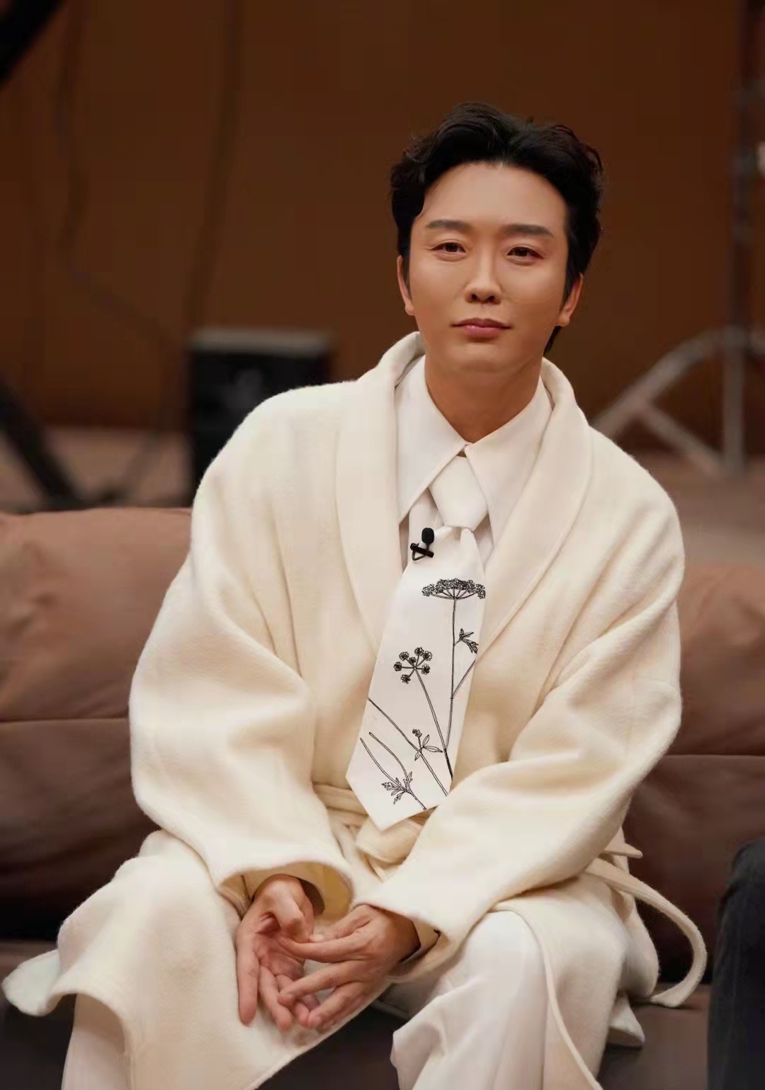 央视春晚|网曝央视春晚主持阵容！任鲁豫李思思已确定，三人名单丝毫不意外