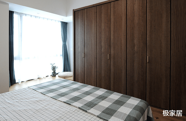 小夫妻在福建的家，没有电视也没有沙发，却高级到让邻居羡慕！