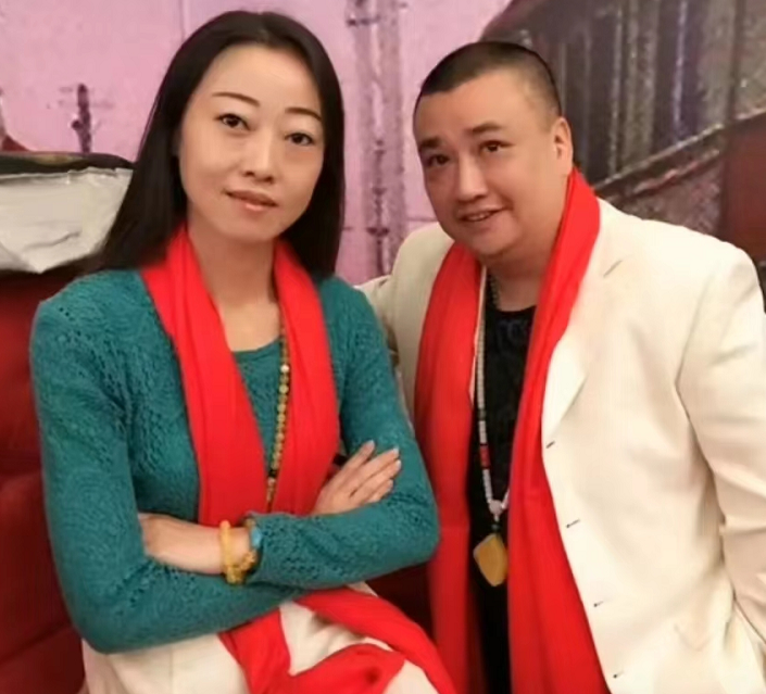 心肌梗塞|51岁演员陈坚雄突传死讯！因心梗猝死在车内！