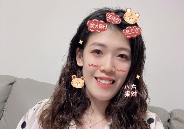 李盈莹|李盈莹穿睡衣亮相！在家静等新帅召唤，世联赛将挑大梁，检验成色
