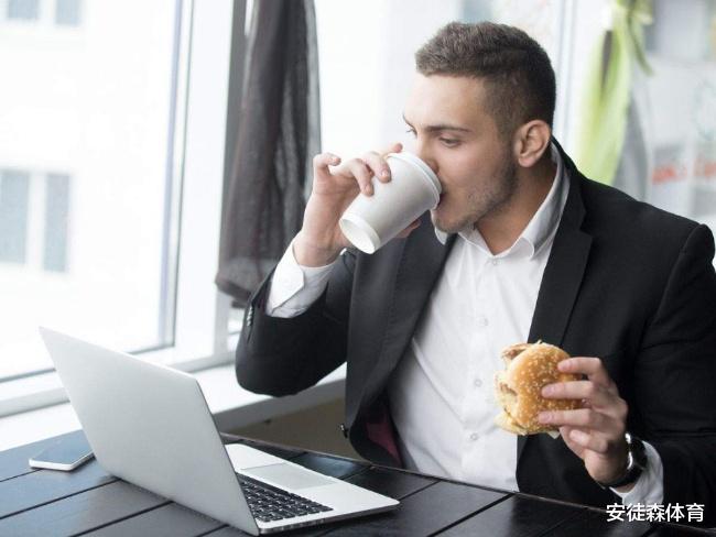 营养学 国外营养学家表示:吃东西速度太快,将会影响瘦身与减重的成败