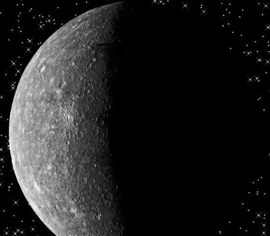 距离太阳最近的水星有多恐怖?一面热情如火,一面冷若冰霜