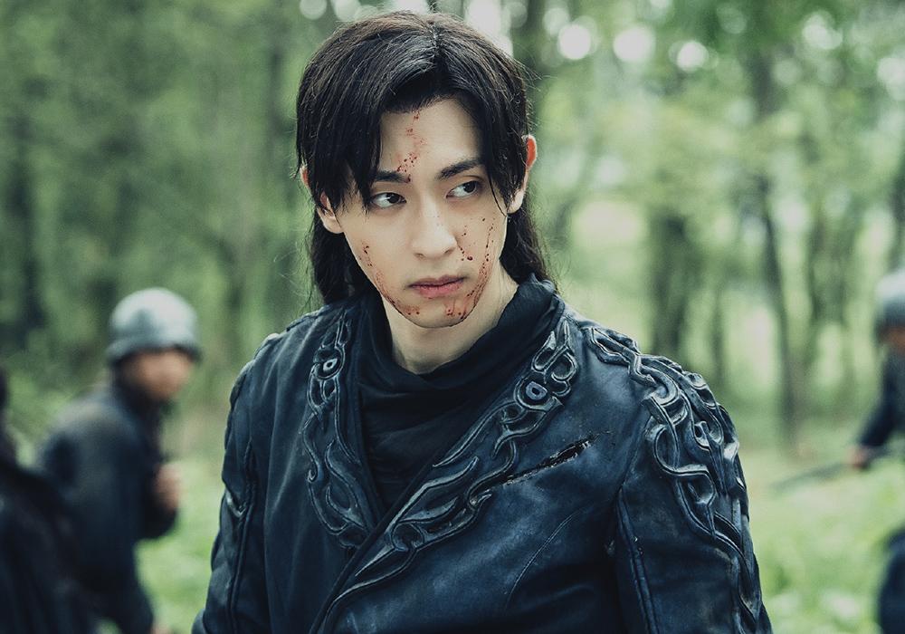 杨紫|《香蜜》8大主演现状，杨紫成顶流，男主变素人，扑哧君大变脸！