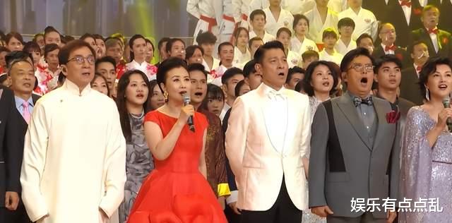 陈伟霆|刘德华调侃谢霆锋: 去你餐厅吃饭, 免费行吗? 陈伟霆的反应笑翻全场