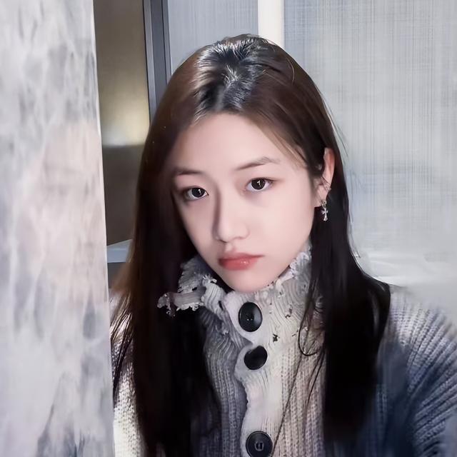 躁郁症|向涵之凌晨发长文怒怼网友，自爆想公开恋爱并结婚