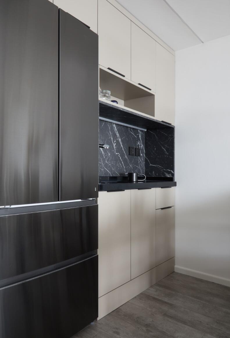 装修过一次,才明白越简单越高级,她62㎡家,一进门就很有品质感