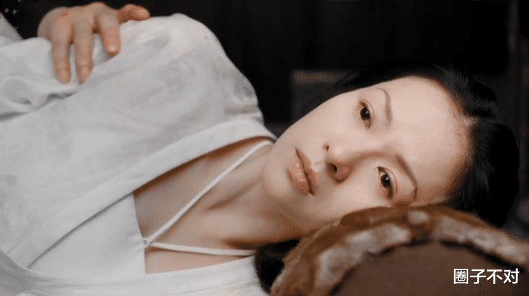 张艺谋|张艺谋带过的7位女明星,同样是“谋女郎”,差距为何如此悬殊?