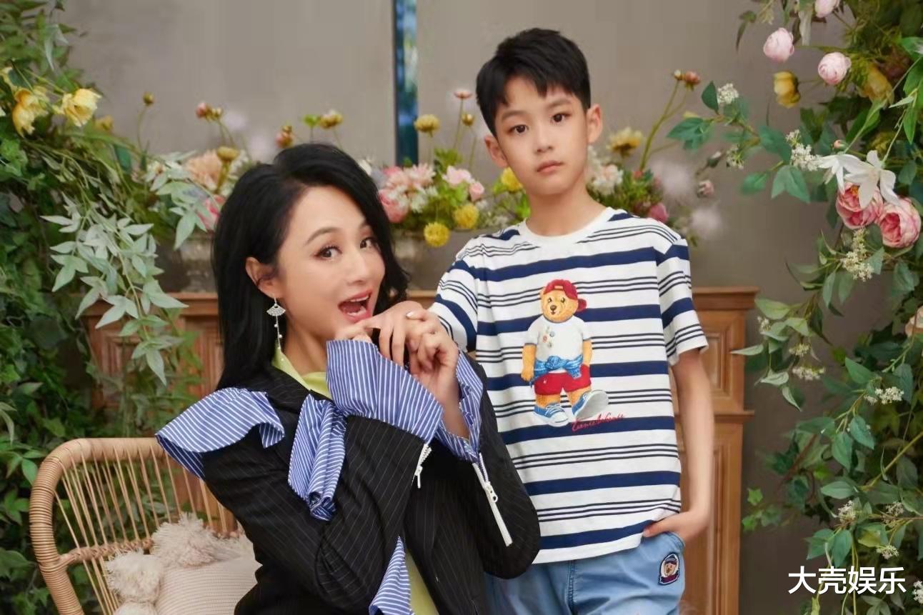 陈婷|曹颖回应手表风波：自己直播没有剧本，也从来不玩套路