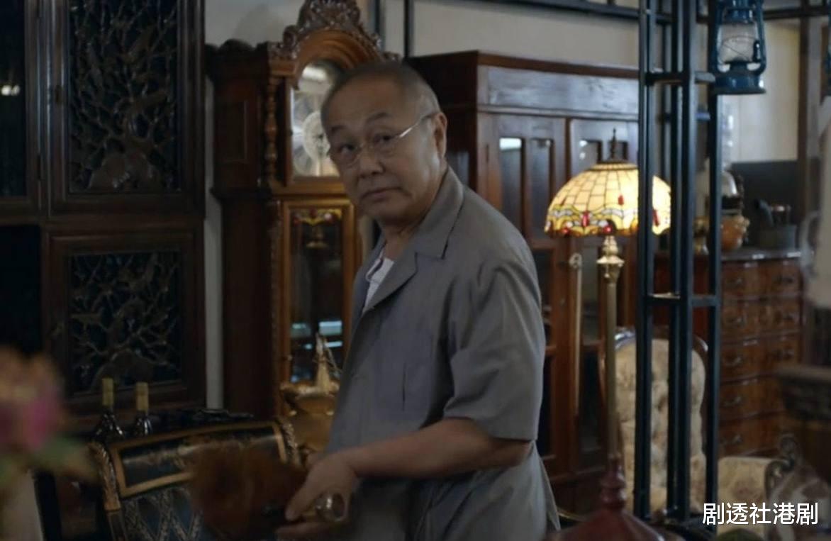 TVB|73岁老戏骨叹TVB人才流失严重,对曾励珍心生感激:她会主动加薪