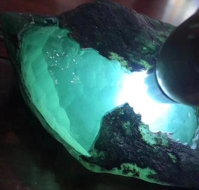 世界史|如何考评一个翡翠的价值