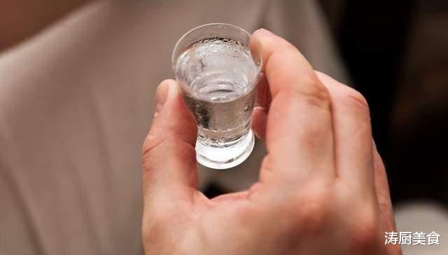 中老年人|遇到这6种人，千万不要劝酒！不然就是置人于危险境地