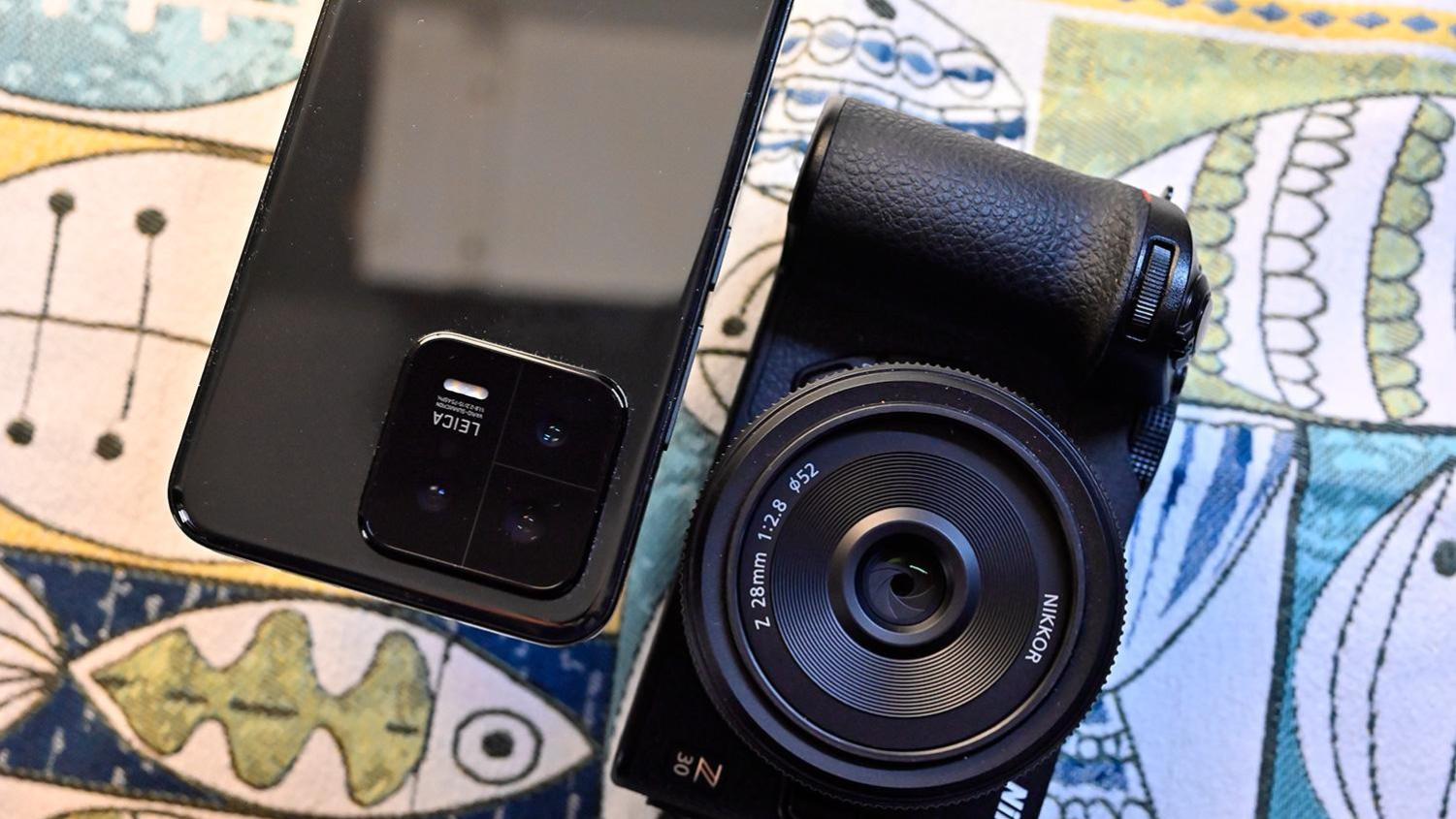 相机|小米13和半幅微单尼康Z30拍照对比，手机可以追赶相机了吗？