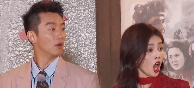 奔跑吧10|《奔跑吧10》首播满屏尴尬，煽情尬笑掩盖游戏无聊，2位新MC抢眼