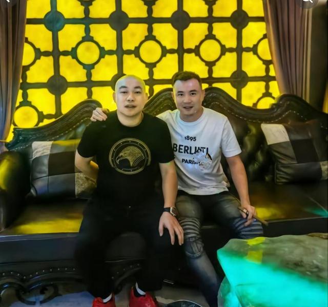 赵本山|赵本山三亚豪宅内景,超大鱼缸堪比海底世界,章子怡撇下汪峰拜访