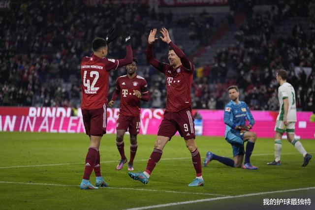 莱万多夫斯基|4-0，7分领跑！欧冠6冠王踢出统治级纪录，1.5亿巨星再遭打击