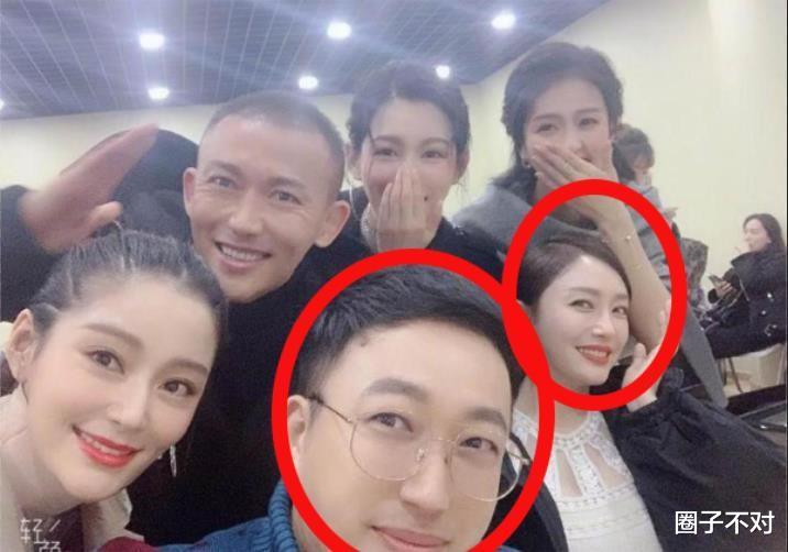 秦岚|中年翻红秦岚：被张嘉倪当众推下高台，因帮腔刘芸被说是小人