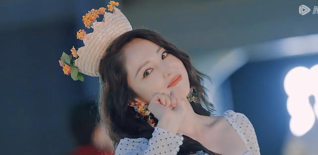 董璇|《桃花坞2》董璇首次回应“澳洲事件”，宋丹丹祝福她苦尽甘来