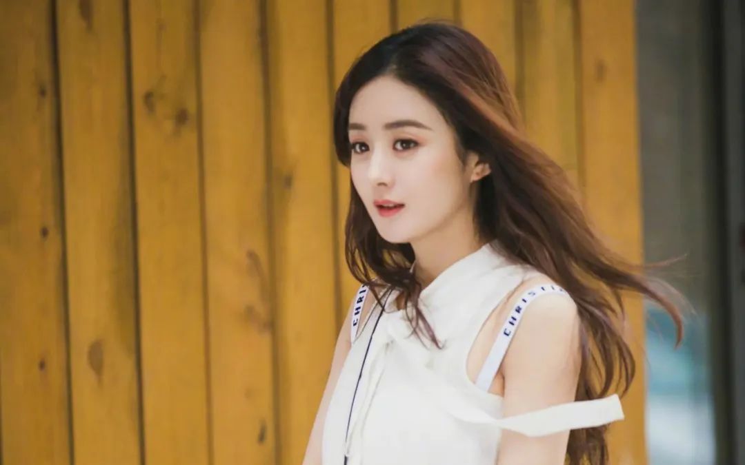 景甜|娱乐点评:赵丽颖、刘亦菲、宋茜、于文文、景甜、李宇春