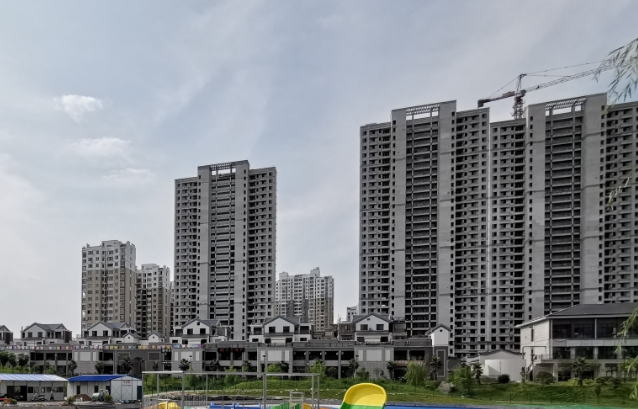 二手房|有实力的购房可能已经穿梭在各大楼盘