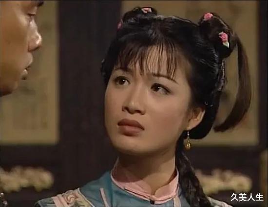 陈少霞|千禧年的“丫鬟”，后来都活成了女主