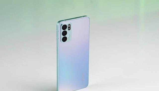 三星|2022年了,价格仅2799元的OPPOReno6还值得买吗?