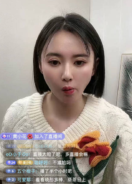 江铠同|32岁江铠同带货翻车,被指颜值崩坏变妇女,“挤痘痘”梗过不去了