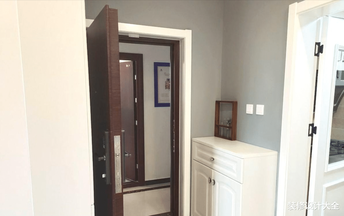 60㎡小户型,硬装只花7万,简简单单的穷装,反而更让人心动!