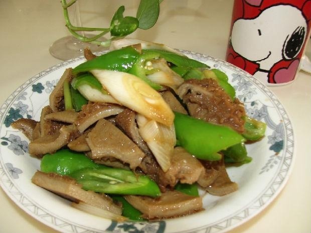 毛肚还是这样做好吃，简单但味道很棒