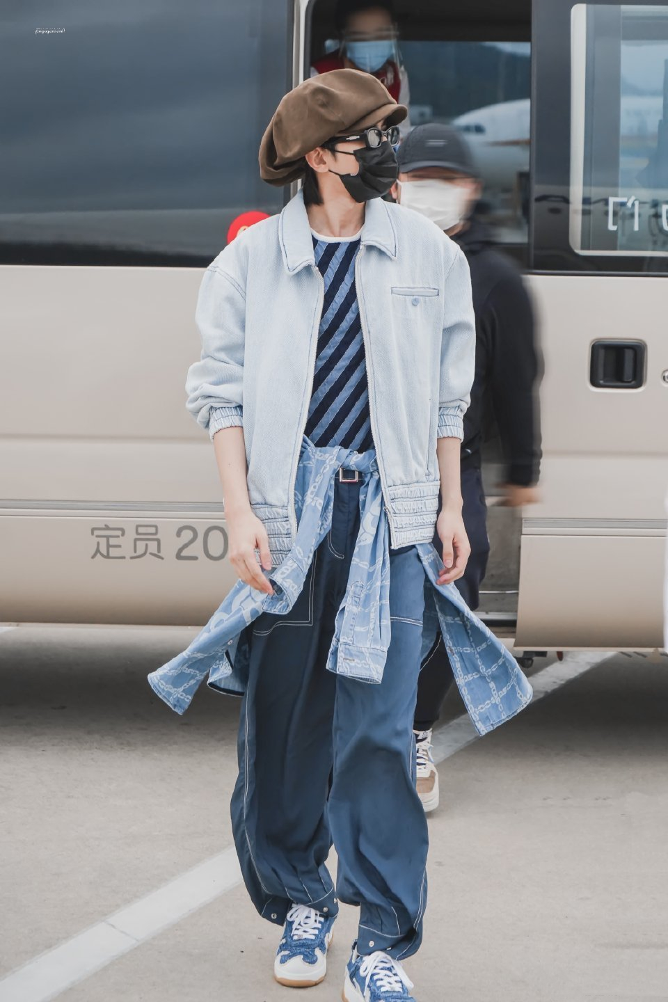 新游记|蔡徐坤领衔的《奔跑吧10》开录，黄子韬领衔的《新游记》官宣