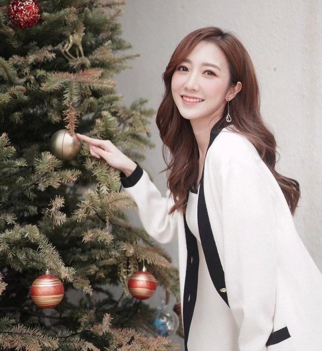 TVB|TVB新晋女神签为“亲生女”，剧约不断无女主剧，这算是力捧吗？