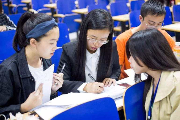 中储粮|国企中储粮公开招聘，年薪可达20万，还开放了很多适合女生的岗位