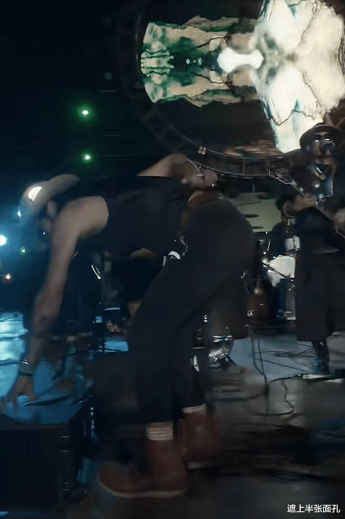 孙兴|58岁孙兴隐居宁夏,DJ、喝酒、老友、旧车,漫步红尘活得无比潇洒