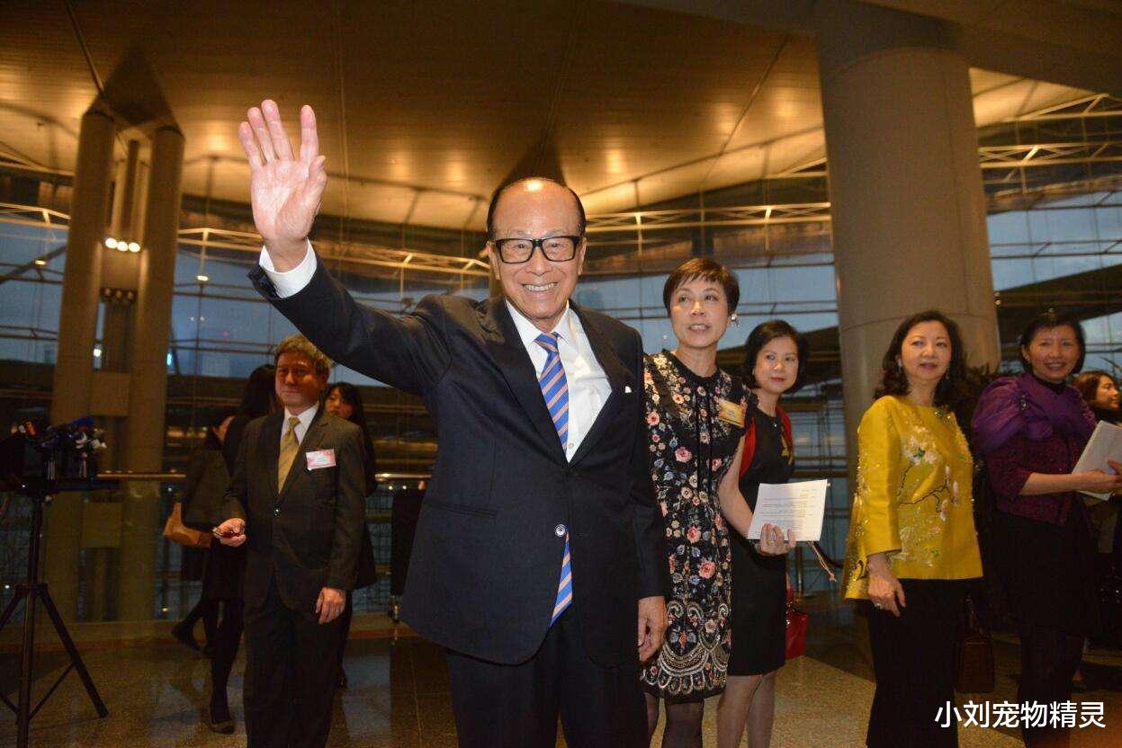 李嘉诚为何没建一栋烂尾楼？香港的做法值得借鉴