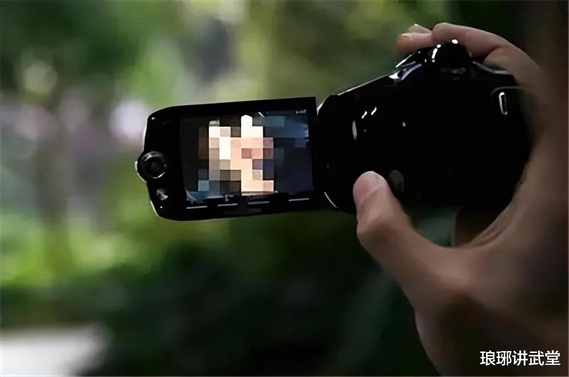 广东省|广东男高管偷拍美女同事裸照案回顾:威逼开房33岁,结局很悲催